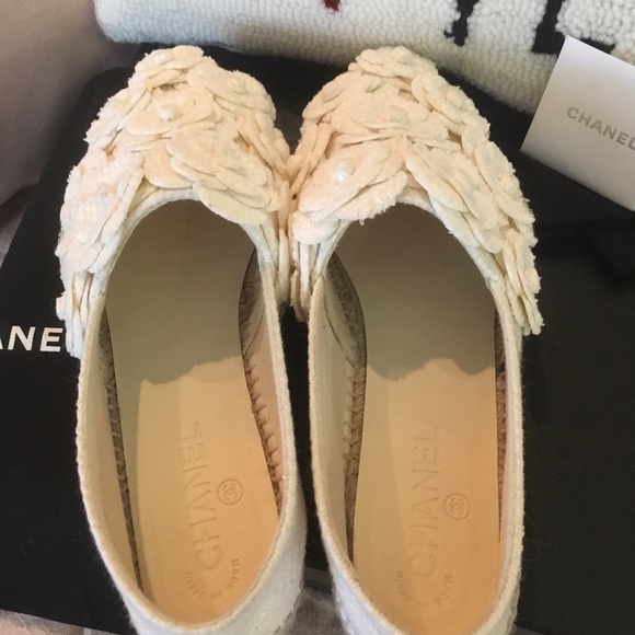 ❣️Chanel Espadrilles❣️ - Picture 6 of 8